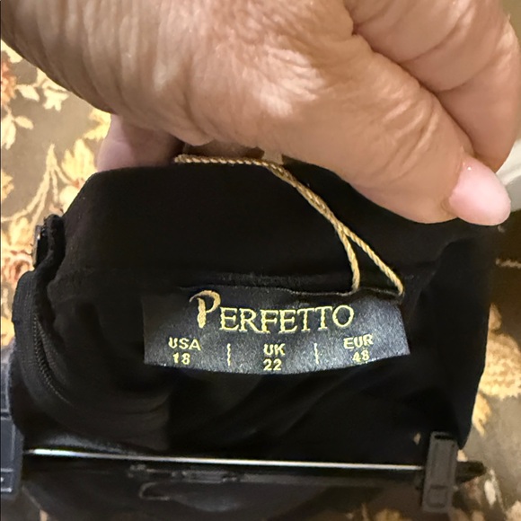 Elegant Black Chiffon Skirt - Picture 7 of 9